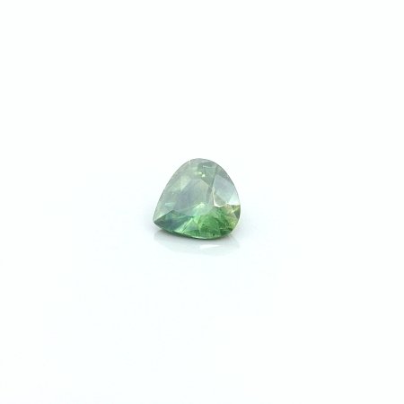0.51 ct Pear Green Natural Sapphire
