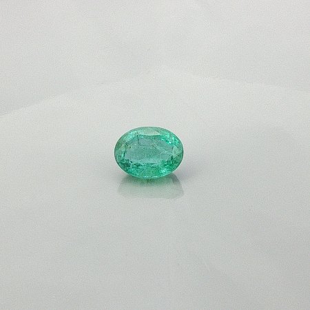 3.90 ct Oval Green Natural Emerald