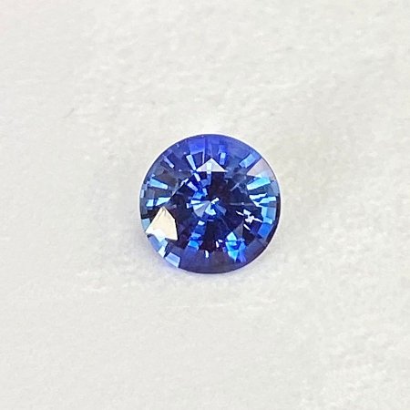 1.37 ct Round Blue Natural Sapphire