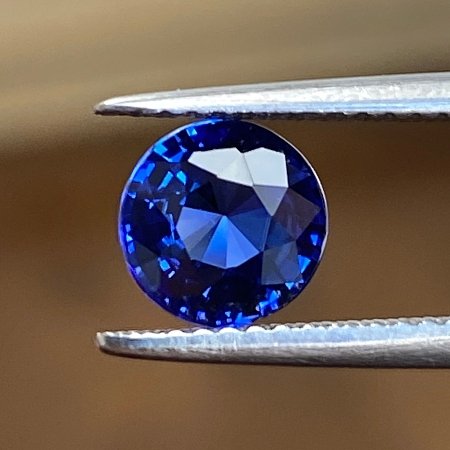 1.55 ct Round Blue Natural Sapphire
