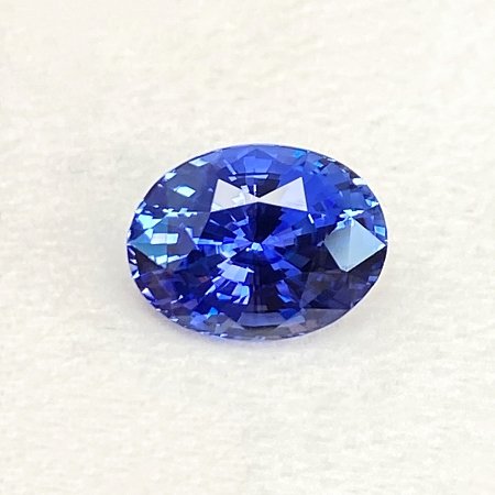 3.91 ct Oval Blue Natural Sapphire