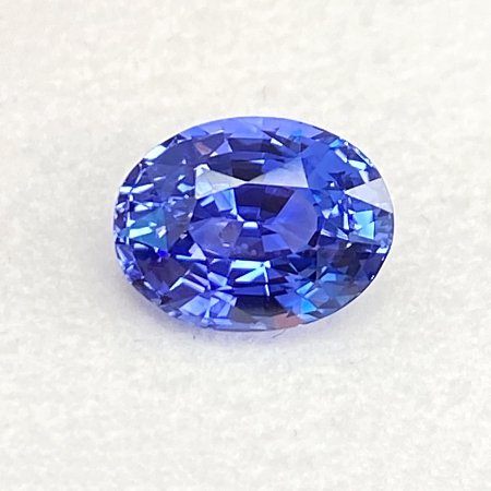 3.80 ct Oval Blue Natural Sapphire
