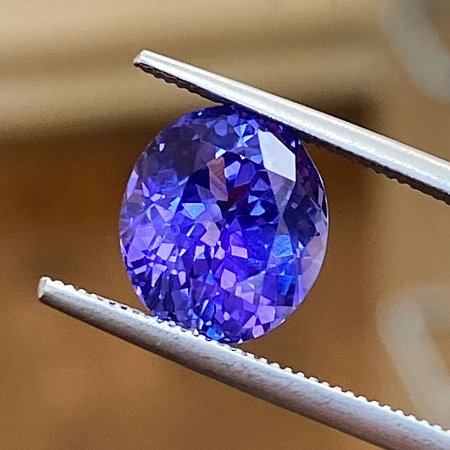 4.03 ct Oval Purple Natural Sapphire