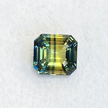 2.09 ct Emerald Green Natural Sapphire
