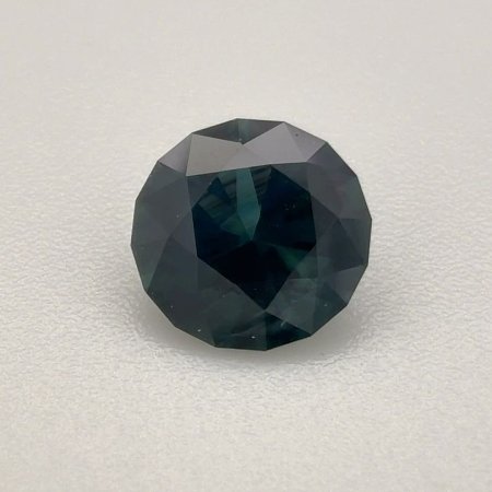 0.57 ct Round Blue Natural Sapphire
