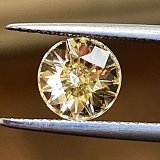 2.50 ct Round Yellow Natural Sapphire