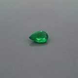 1.25 ct Pear Green Natural Emerald