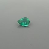 0.84 ct Pear Green Natural Emerald