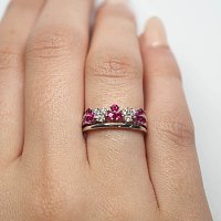Cluster Ring with Diamond 0.18ct & Ruby 0.43ct Total Weight