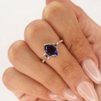 Preset Ring with Natural diamonds and Amethyst