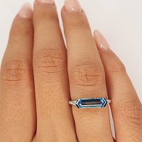 Preset Ring with Natural Diamonds and Natural Blue Topaz