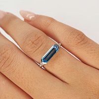 Preset Ring with Natural Diamonds and Natural Blue Topaz