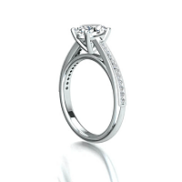 Cathedral Channel set Milgrain