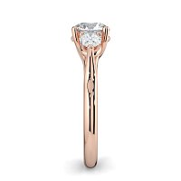 Dalia 3 Stones Oval