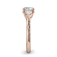 Dalia 3 Stones Pear