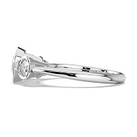 Selena 3 Stones Oval