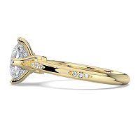Tulip with Leaf- shaped Beads Side Stones