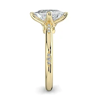 Tulip with Leaf- shaped Beads Side Stones