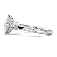 Tulip with Leaf-Shaped Beads Side Stones