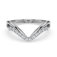 Split V-Shaped Claw Set Wedding Ring