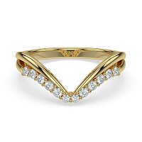 Split V-Shaped Claw Set Wedding Ring