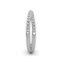 Cross-Over Claw Set Wedding Ring