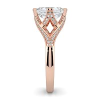 Tulip with Lattice-Shaped Pave Petals