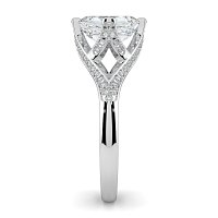 Tulip with Lattice-Shaped Pave Petals