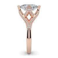 Tulip with Lattice-Shaped Pave Petals