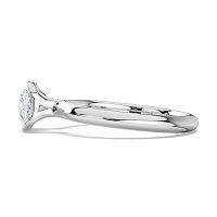 Selena Minimal Floating Central Diamond