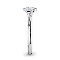 Selena Minimal Floating Central Diamond