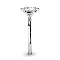 Selena Minimal Floating Central Diamond
