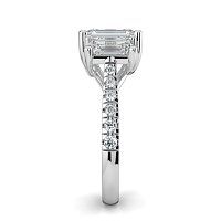 Dalia 3 Stones with Diamonds on Band