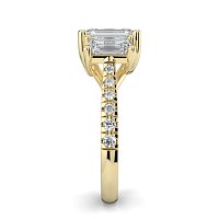 Dalia 3 Stones with Diamonds on Band