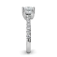 Dalia 3 Stones with Diamonds on Band