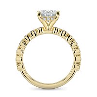 Cara 4 Claws with Oval and Round Diamonds on Band
