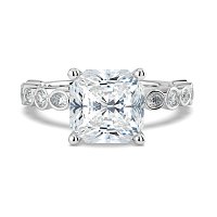 Cara 4 Claws with Oval and Round Diamonds on Band