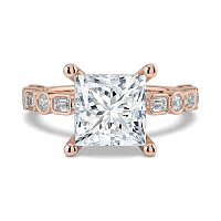 Cara 4 Claws with Emerald and Round Diamonds on Band