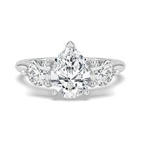 Dalia 3 Stones Round