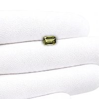 2.55 ct Emerald Green Natural Sapphire