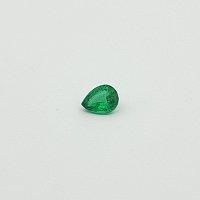 0.29 ct Pear Green Natural Emerald