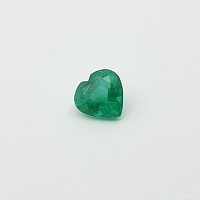 0.93 ct Heart Green Natural Emerald