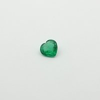 1.03 ct Heart Green Natural Emerald