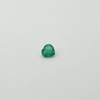 0.69 ct Heart Green Natural Emerald