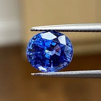 3.68 ct Oval Blue Natural Sapphire
