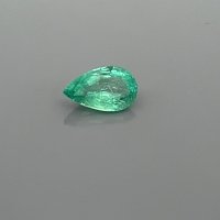 1.49 ct Pear Green Natural Emerald