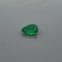 1.75 ct Pear Green Natural Emerald