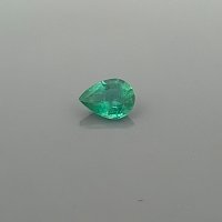 0.84 ct Pear Green Natural Emerald