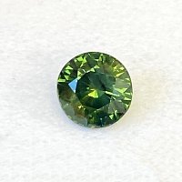 2.50 ct Round Green Natural Sapphire