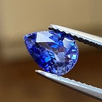 1.47 ct Pear Blue Natural Sapphire